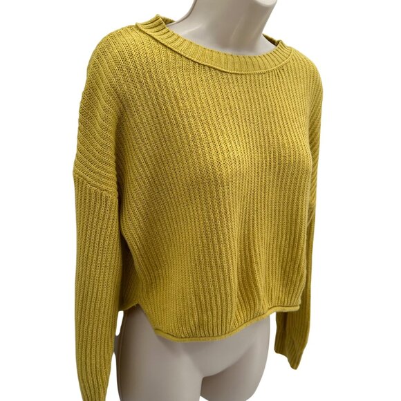 Wild Fable Women’s Yellow Ribbed Knit Cropped Sweater Size Medium - Picture 2 of 7